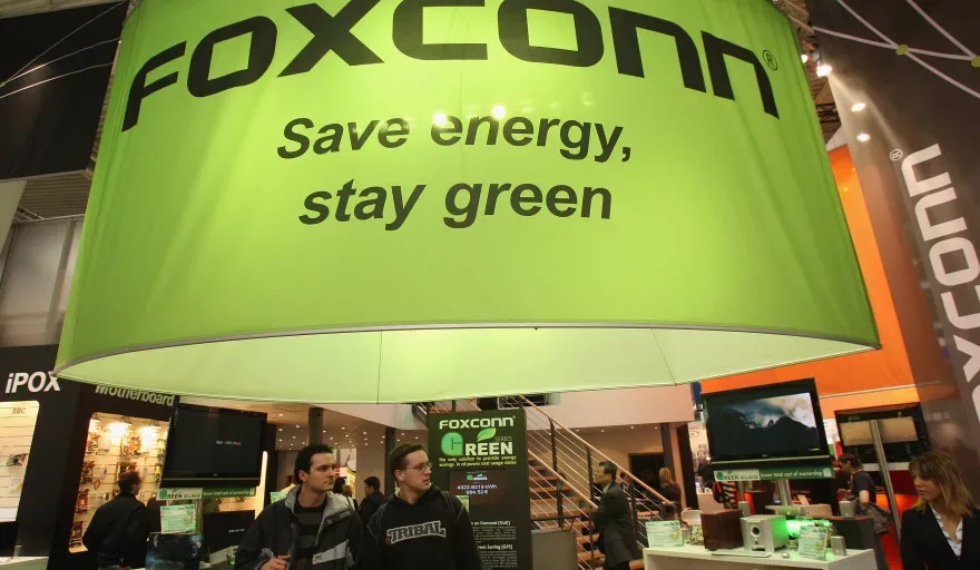 Foxconn posts record quarterly profit