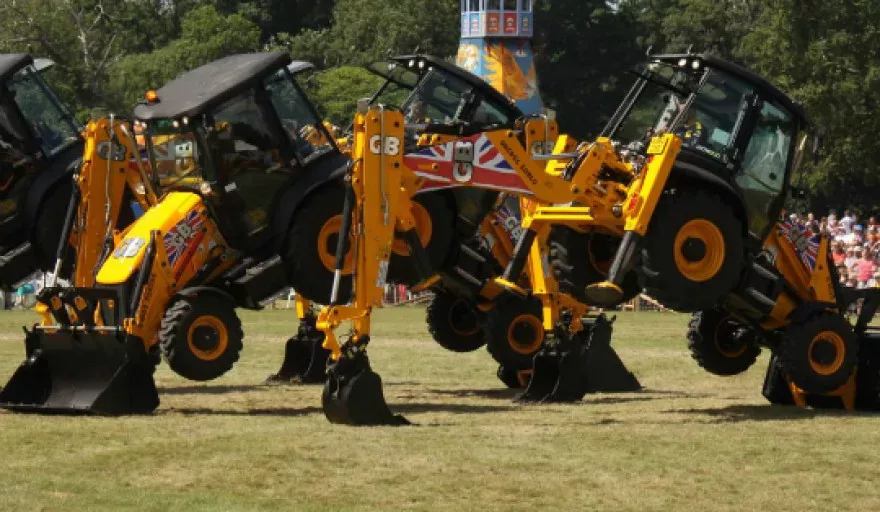 JCB Commits To Indonesia at the Mining Indonesia 2015 Show