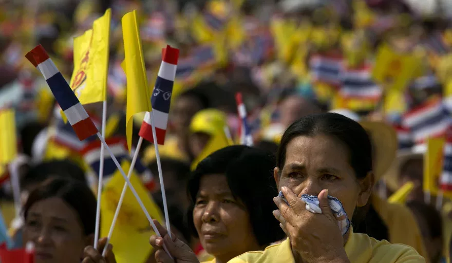 Lull in Thai anti-government protests as king turns 86