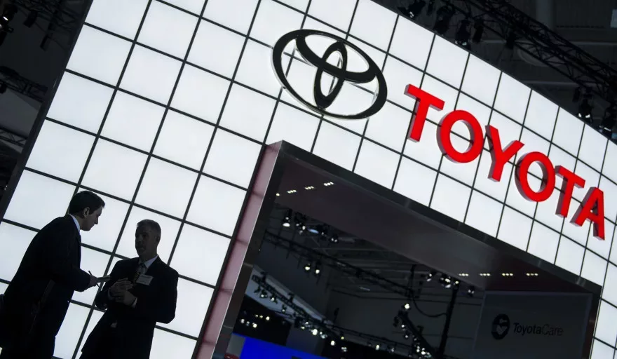 Toyota retains global auto sales crown in 2013 and predicts 2014 sales above 10m vehicles