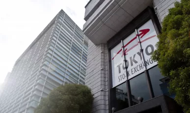 Yen breaks 100 mark versus dollar